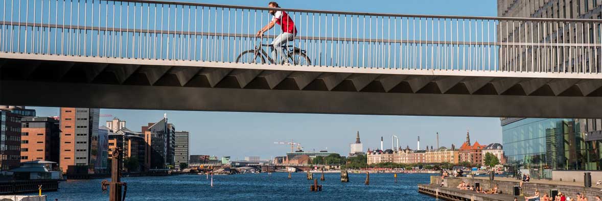 10 things to do in Copenhagen - cycle the bridges